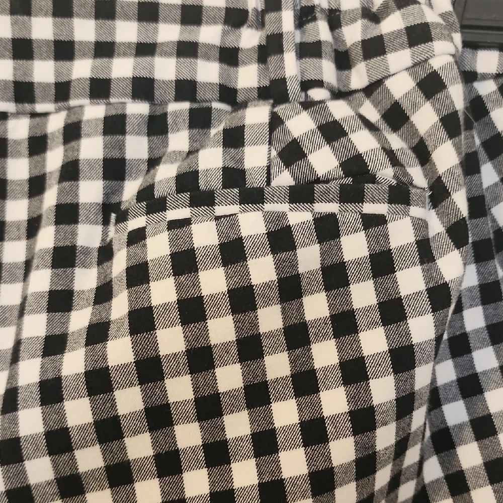 Talbots Black and White Checkered Cropped Pants - Picture 7 of 13